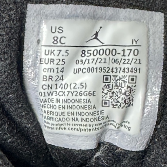 SOLD Nike Air Jordan 12 Retro Royalty Taxi Toddler Size 8C - Picture 13 of 14